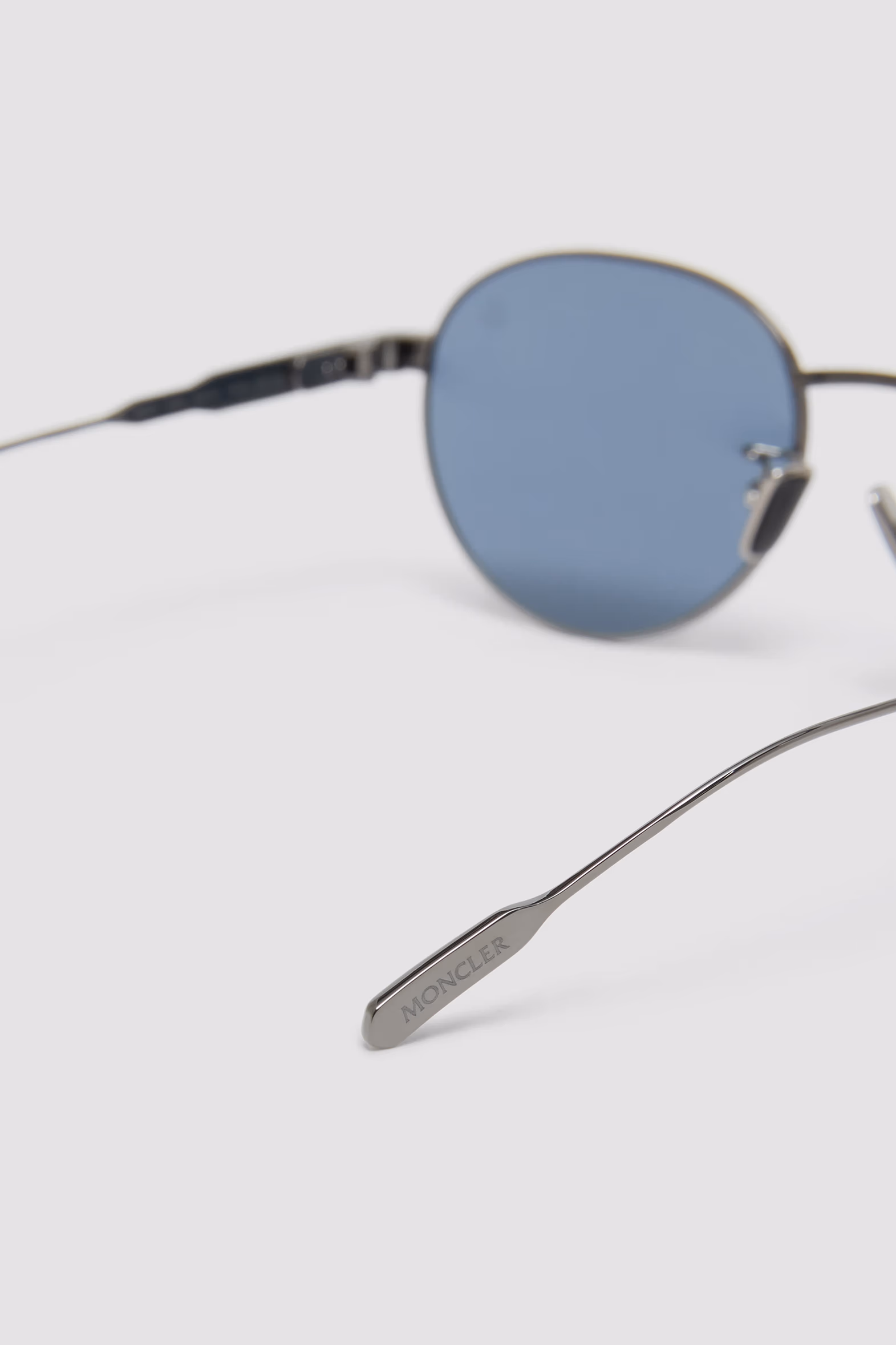 Subtila Round Sunglasses Gunmetal Grey Moncler 6